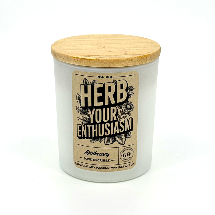 Candle with wooden lid and &